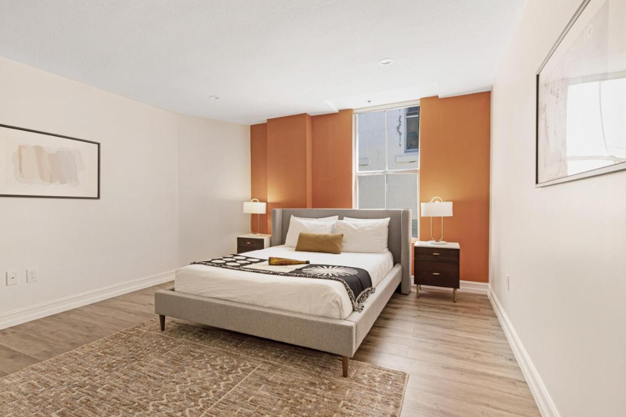 웨스트 팜 비치 Roami At Clematis Street Lofts 아파트 호텔 외부 사진